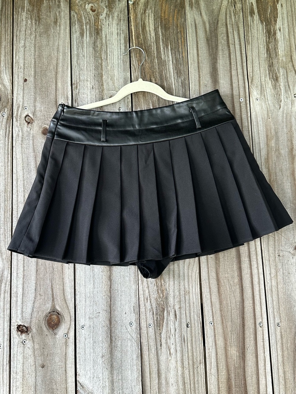 Black Pleated Faux-Leather Waist Skort Whimsygoth Coquette